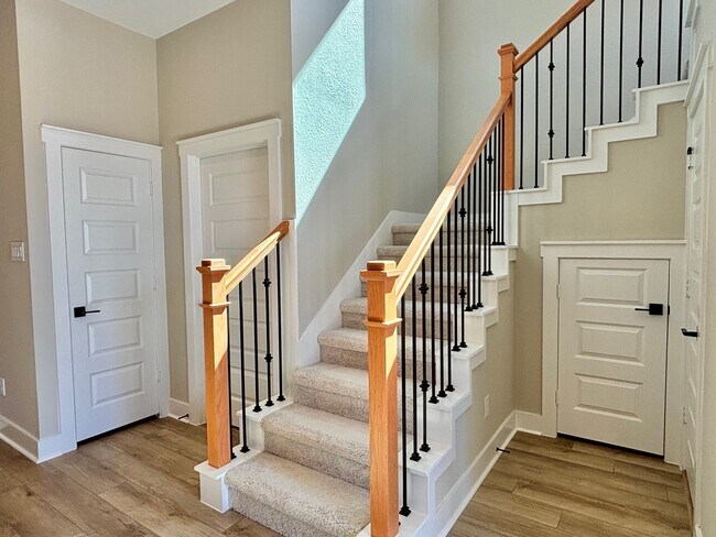 Building Photo - 18646 Marvelous Pl
