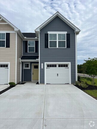 Building Photo - Brand New Townhome