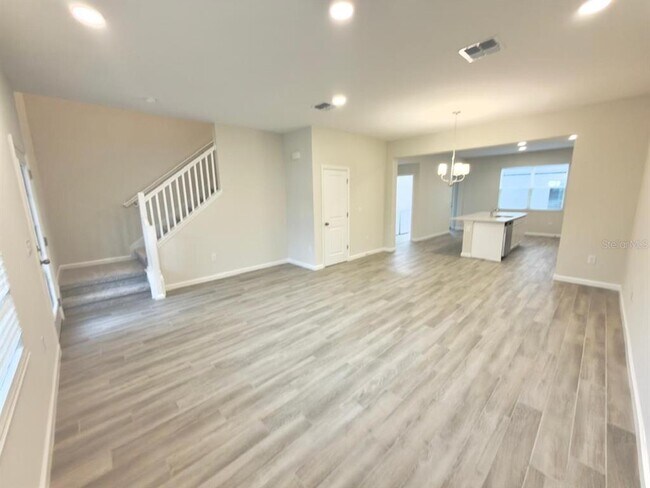 Building Photo - 15445 Bay Brg St