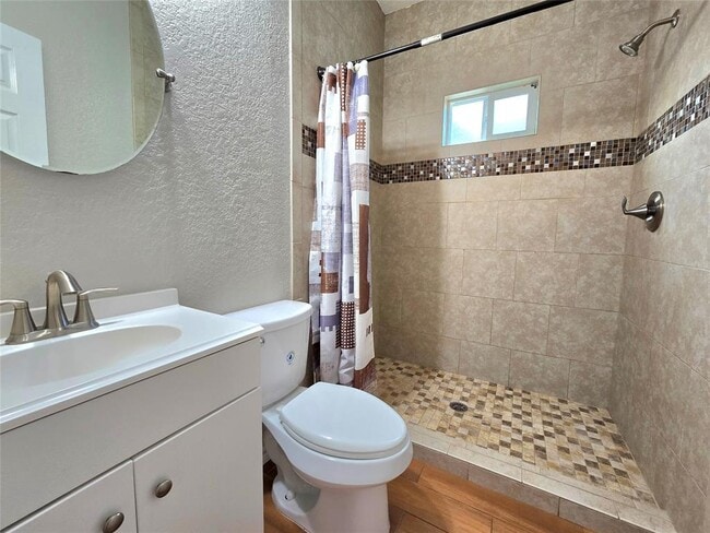 Building Photo - 6 Sunflower Cir