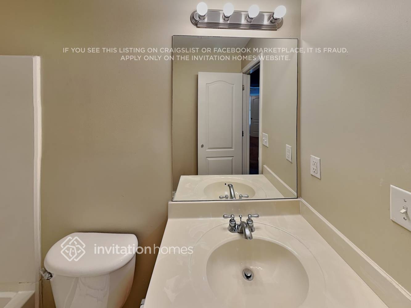 Building Photo - 1160 Martins Down Dr SE