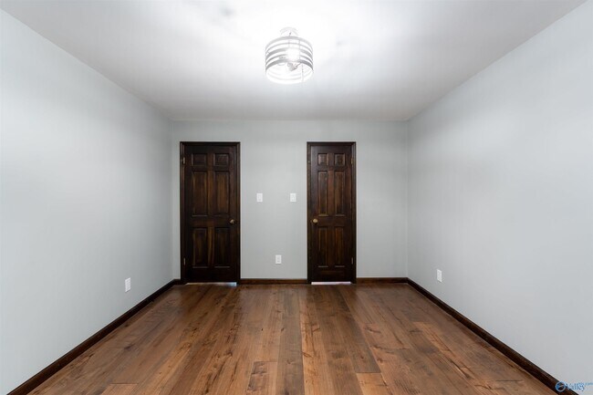 Building Photo - 206 Newcomb Rd