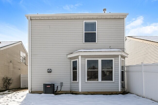 Building Photo - 753 Liberty Village Dr