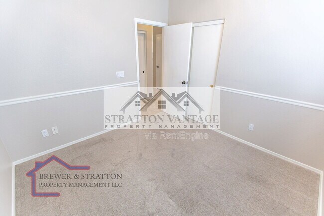 Building Photo - 3533 W Sousa Ct