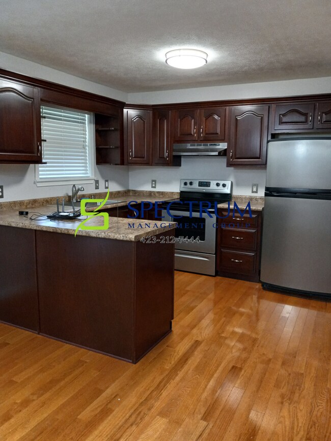 Building Photo - Now available 3 Bedroom 2 Bath Single Family Home - Morristown, TN