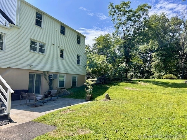 Building Photo - 328 Post Rd W