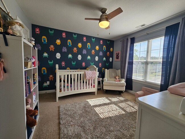 Building Photo - GRASSFIELD - Lauren's Cove