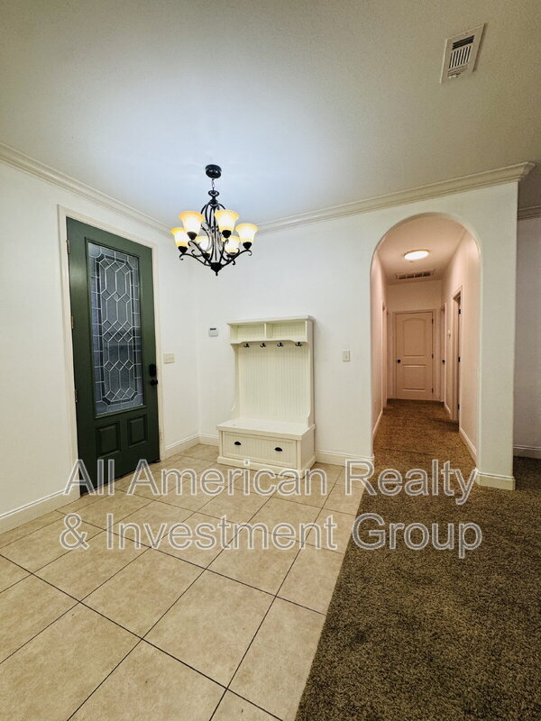 Building Photo - 603 Red Fern Rd