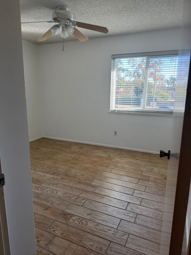 Building Photo - 612 Stanford Dr