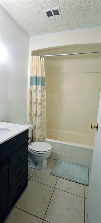 Building Photo - 6519 W Newberry Rd