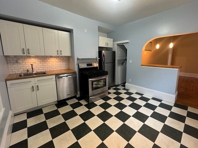 Building Photo - 19 Fairmont Ave