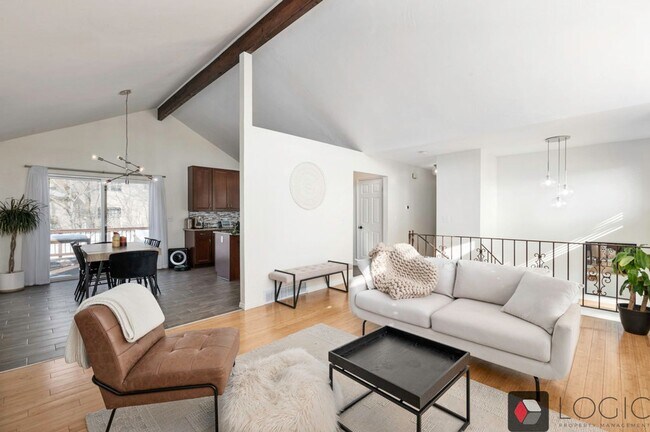 Building Photo - 1667 E 9800 S