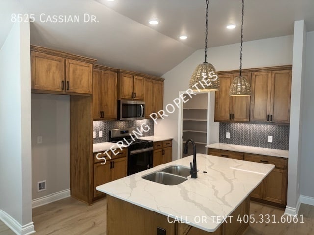 Building Photo - 8525 Cassian Dr