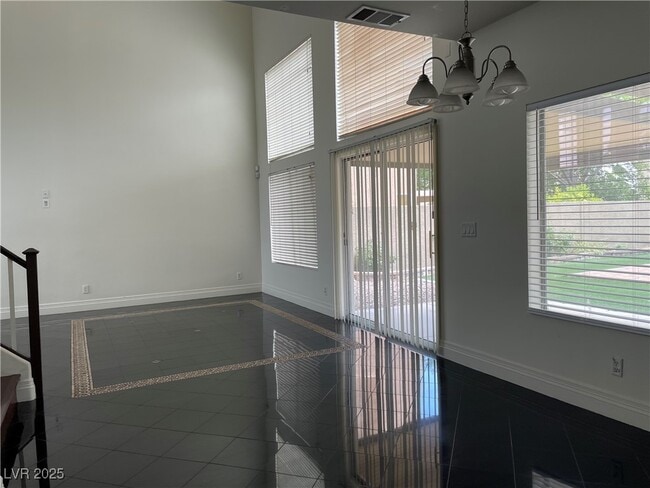 Building Photo - 932 Marino Hills Dr