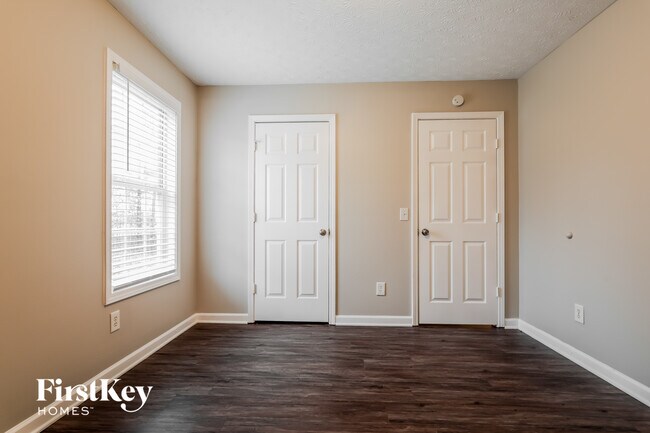 Building Photo - 835 Sweet Mill Ln