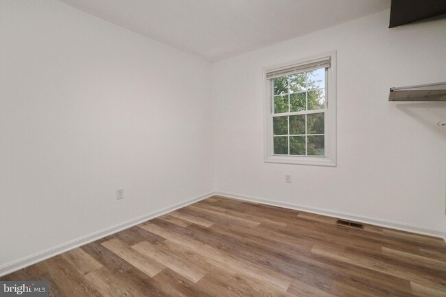 Building Photo - 6609 Forbush Ct