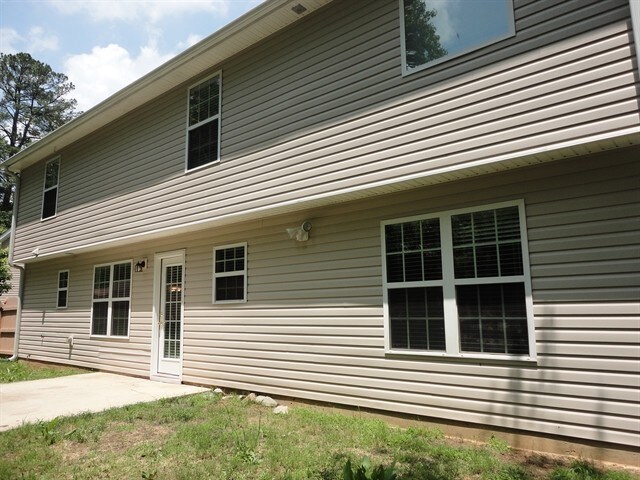 Building Photo - 1533 Virgil Pond Ln