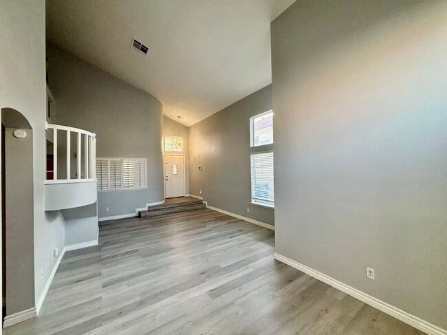 Building Photo - Beautiful 4 bedroom house in Summerlin