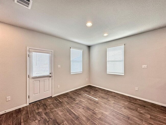 Building Photo - Comfortable Two-Story Living in San Marcos ~ Spacious Layout & Stylish Finishes