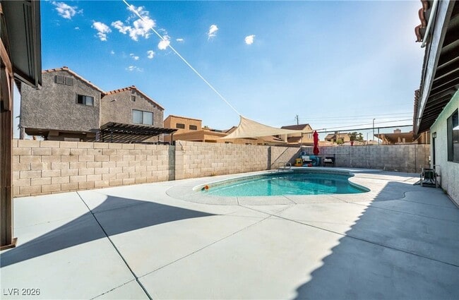 Building Photo - 8233 Ducharme Ave