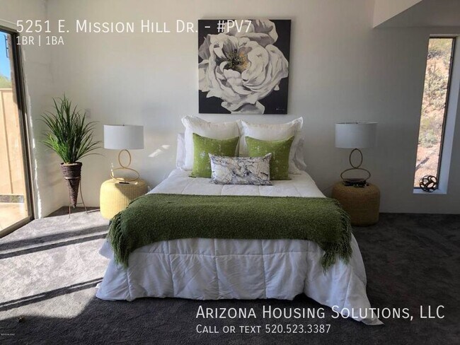 Building Photo - Palo Verde 7