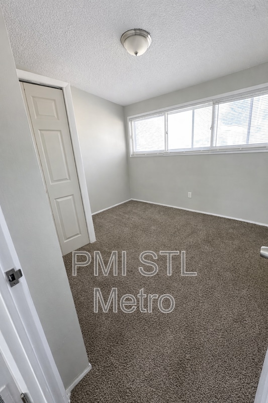 Building Photo - 8439 Alder Ave