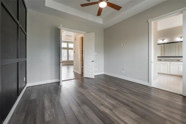 Building Photo - 963 Lilly Flower Ln