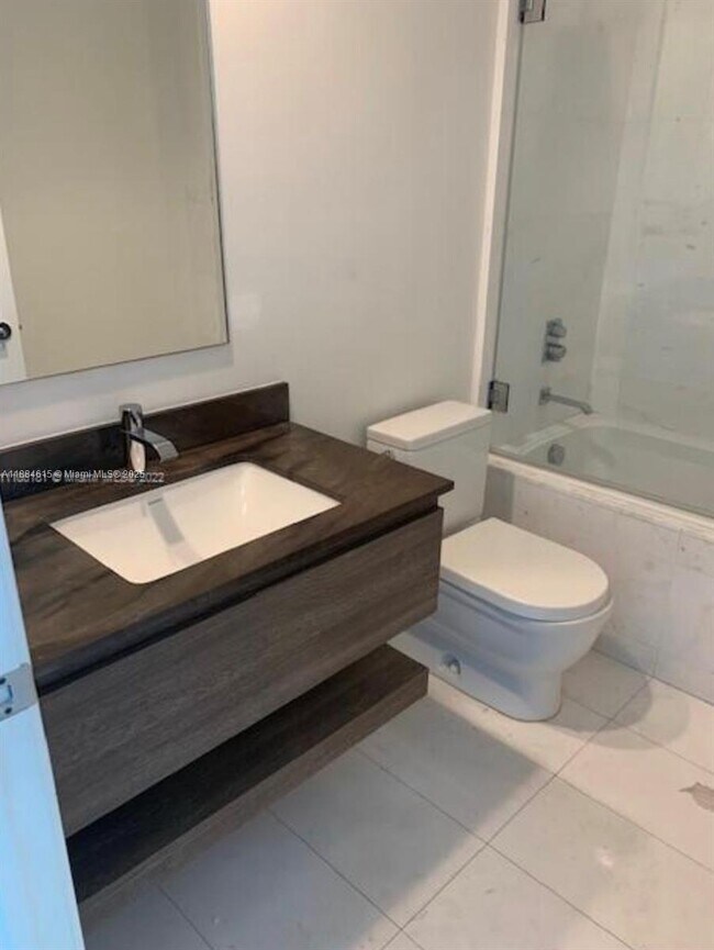 Building Photo - 360 Ocean Dr