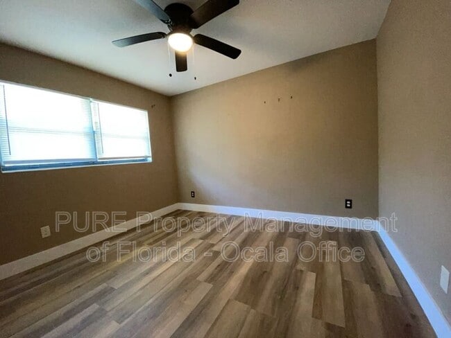 Building Photo - 4211 SW 6th Ave