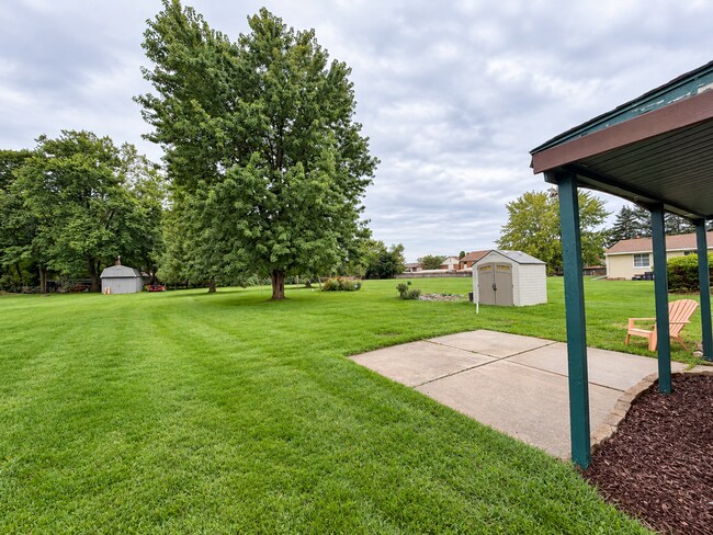 Building Photo - 6030 Cotter Ave