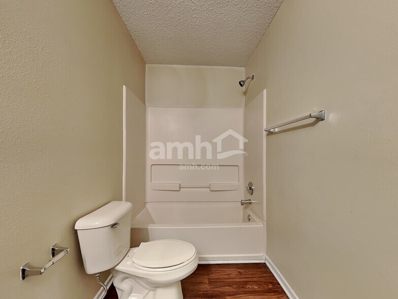 Building Photo - 12338 Teacup Way