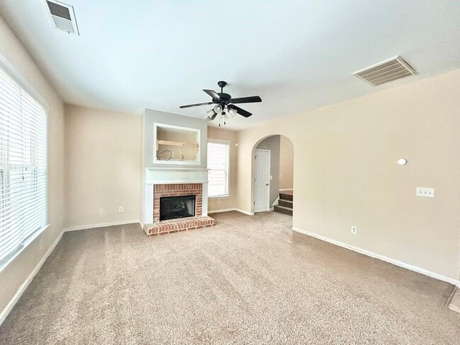 Building Photo - 64 Creighton Ln