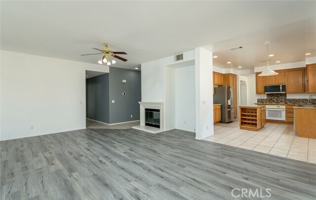 Building Photo - 42251 Sand Palm Way