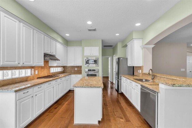 Building Photo - 94 W Stockbridge Landing Cir