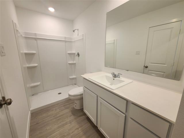 Building Photo - 919 Blue Heron Dr