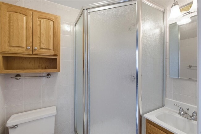 Building Photo - 1590 E Bayside Ct