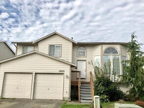 Building Photo - 3Bd/2Ba Marysville House