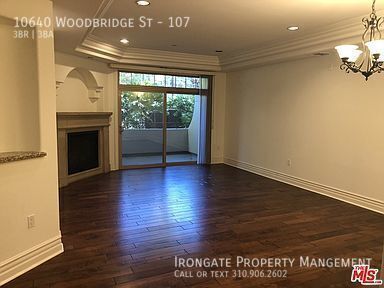 Building Photo - 10640 Woodbridge St
