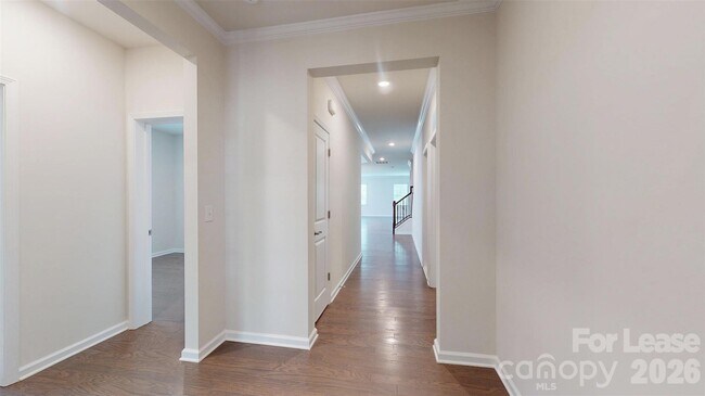 Building Photo - 15718 Aviary Orch Wy