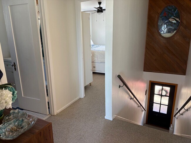 Building Photo - 4027-4029 Ocean Dr