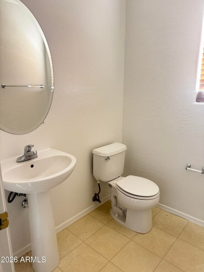 Building Photo - 18363 N Betty Ct