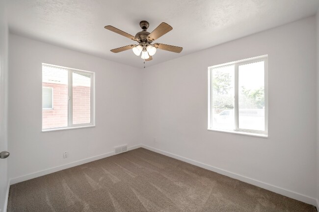 Building Photo - 1777 S 200 E