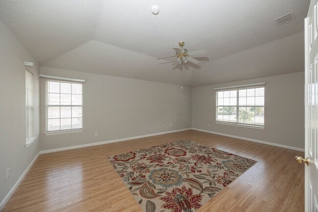 Building Photo - 6405 Calloway Dr