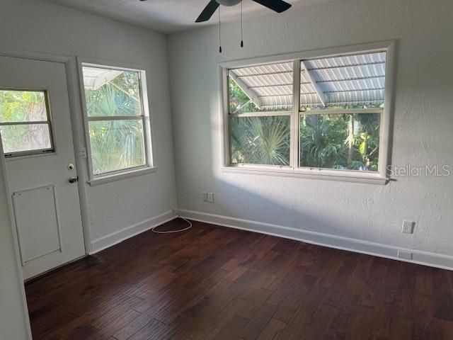 Building Photo - 1614 N Osceola Ave