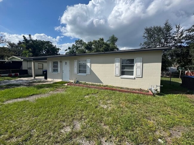 Primary Photo - 4809 Steyr St