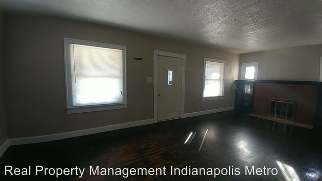 Building Photo - 2 br, 1 bath House - 668 N Temple Ave.