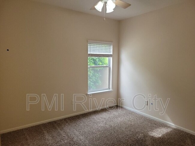 Building Photo - 14283 Big Spring St