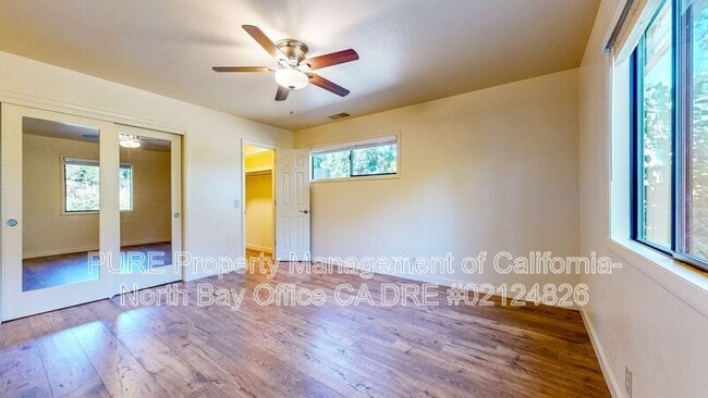 Building Photo - 4939 Dry Creek Rd