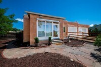 Building Photo - 1 MO. FREE RENT! Charming Midtown Santa Fe Home with Yard & Garage
