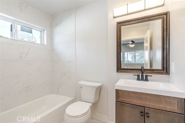 Building Photo - 10754 Nassau Ave